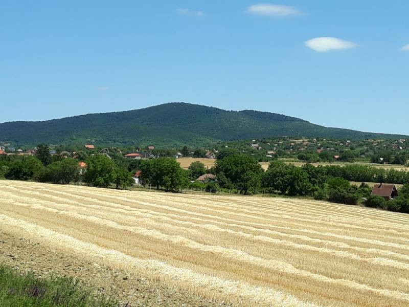 hheteny_települes_hegy_SZGY (Egyedi).jpg